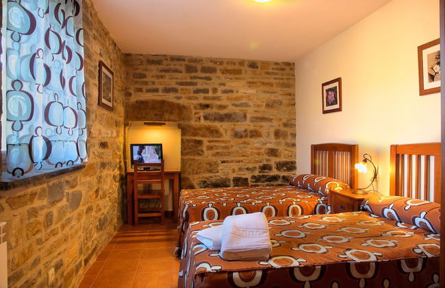 Casas Pirineo Aínsa: Historic Palace & Garden - Foto 7