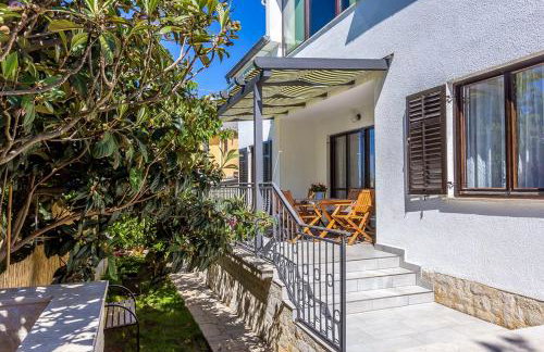 Apartment Vivi - Photo 1