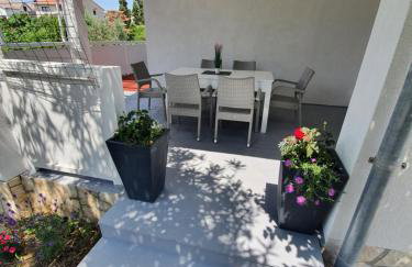 6 M, 50 m do plaže - Foto 9