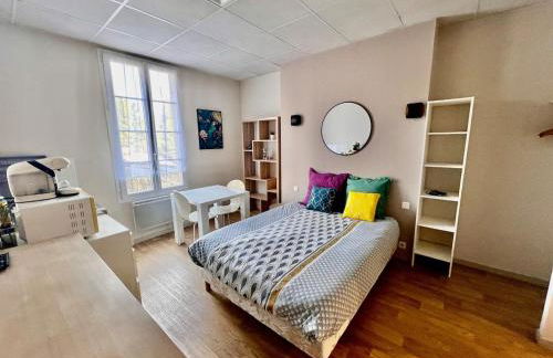 Beau Studio 2 en Centre Ville de Niort au calme proche Gare - Foto 10