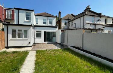 Elegant 4-Bed Victorian Home - Foto 3