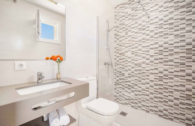 Agueda Menorca - Photo 22