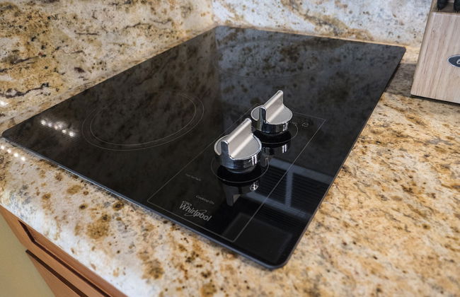 Tropical Studios at Marine Surf Waikiki - Photo 32