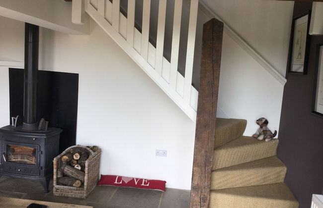 Impeccable Cottage Suitable for 2 Adults & 1 Child - Foto 16