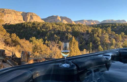 Skyfall Cabin. Stunning views, Hot Tub, minutes from Zion - Foto 15