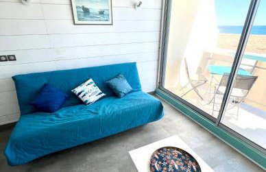 Duplex entièrement rénové avec clim, vue mer et Accès plage ! - Photo 24