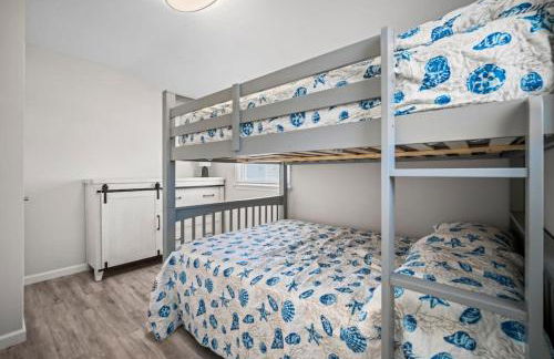 Full House 2 Blocks from Beach - Foto 47