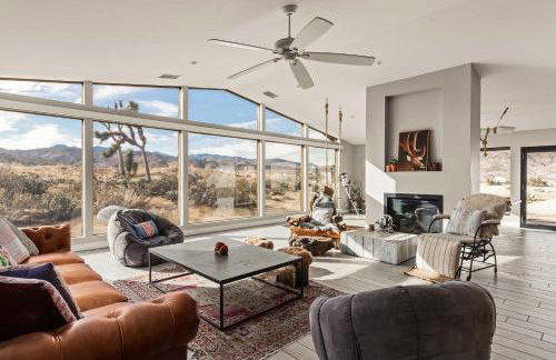 The Outlaw By The Cohost Company - Foto 34