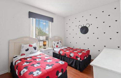 Huge Screened Patio That Overlooks Lake Buck, Near Famous Attractions!! - Foto 18