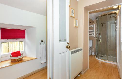 Corner House - Photo 23