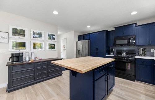 Spacious 4 bed near park/trails - Foto 19