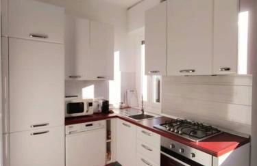 Bilocale luminoso e accogliente zona Marche - Photo 12