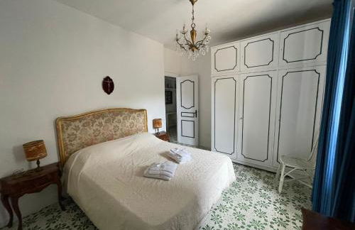 channel house - Photo 15