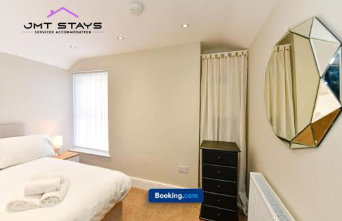 premium Offer for Extended Stays by JMT Stays l Swansea Short Lets and Serviced l With Private Parking - Foto 48