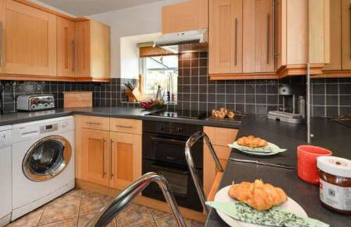 Beautiful cottage a stones throw from the beach. - Photo 22