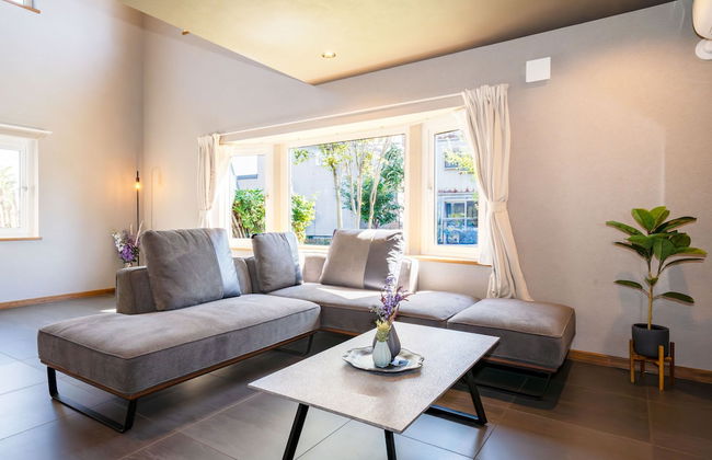 THE CHATEAU - Photo 76