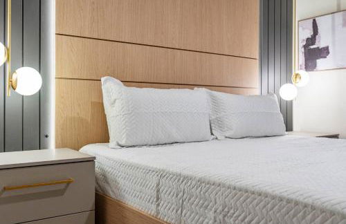 Brand NEW 10Bdrms7Bath Luxury - Foto 7