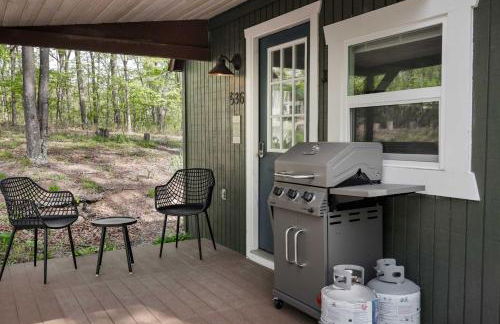Tiny Cabin w Fire Pit Game Room and Dog Friendly - Foto 4
