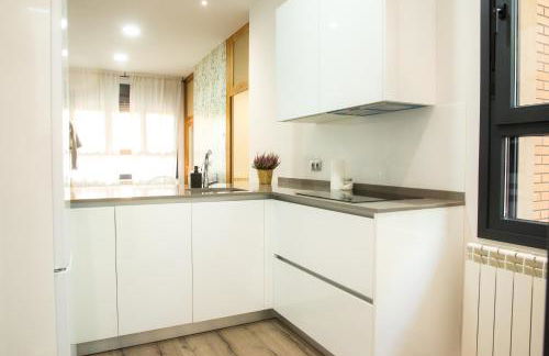 Elegante Apartamento LAUD1 - Nuevo/Familia/Wifi/TV - Foto 37