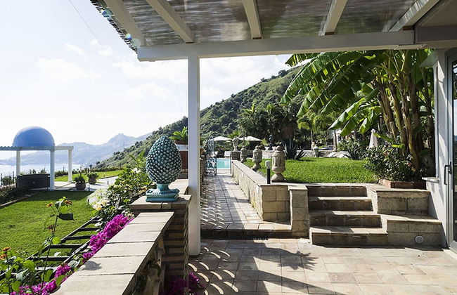 Exclusive Villa With Panoramic Swimming Pool and Hot Tub, Near the Sea - Foto 28