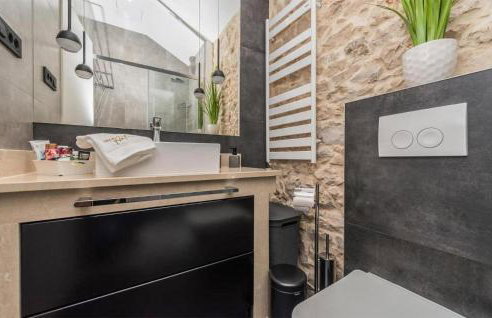 Beautiful Home In Poljaci - Foto 30