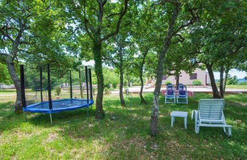 Beautiful Apartment In Labin - Photo 16