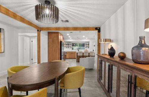 Modern Cactus Home - Luxe with Spa-baths Pool & Firepit - Foto 14