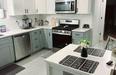 Cozy & Near Downtown & Hyde Park - Foto 14