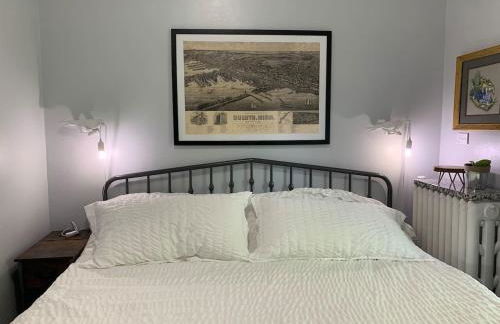 Whole House with Lake and Lift Bridge Overlook for 10 Guests - Foto 48