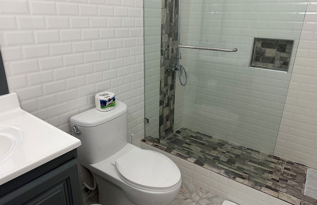 Remarkable 1-bed Apartment in Montego Bay - Photo 13