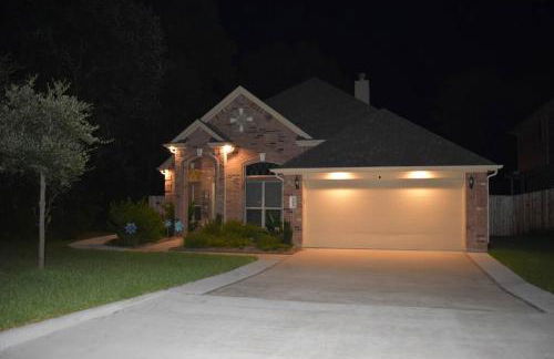 Spacious Conroe Home around 4 miles to the Lake - Photo 4