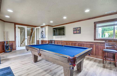 Portland Area Group Getaway Hot Tub and Views! - Foto 31