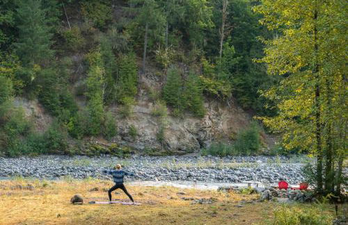 PNW River Cabin - Foto 35