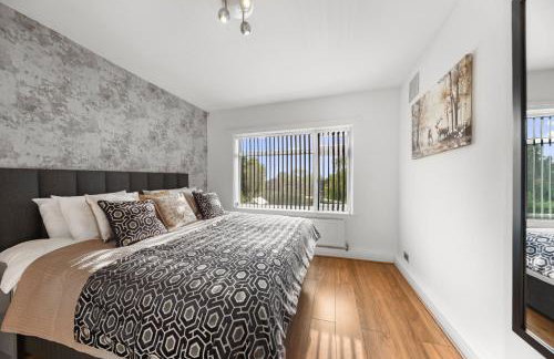 Peaceful 3-BR Home-Driveway, Sky-TV-Free WiFi - Foto 24