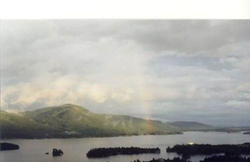 Breathtaking Cottage Rental on Castle Grounds Overlooking Lake George - Foto 4