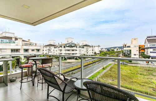 Apto 2Q e churrasq. 800m da praia de Jurerê SGA202 - Foto 3