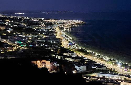 2 Bedroom Apartment with Sea Views - Foto 14