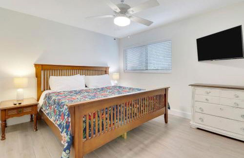 Sailfish Suites 5 - Waterfront Lodging - Photo 17