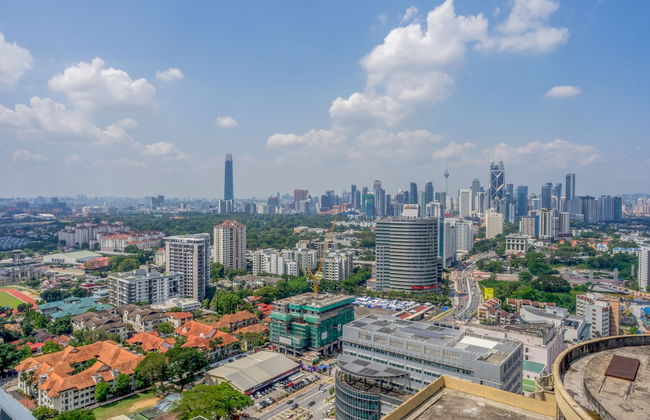 OYO Home 89596 Amazing 2br 3 Towers - Foto 47