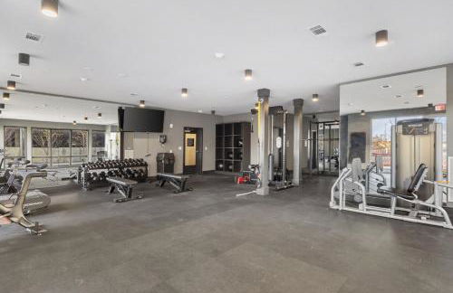 Premium Condo with Huge Patio near Vanderbilt & Downtown - Foto 33