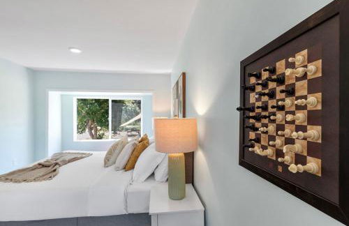 Modern Mountain View Getaway w Huge Outdoor Space - Foto 24