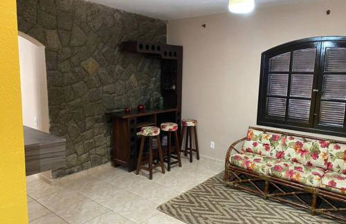 Ampla casa em condomínio a 300mt da praia - Foto 32