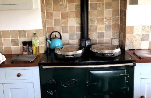 Cosy 3 Bed Cottage near 3 Peaks - Log Burner & Aga - Foto 16