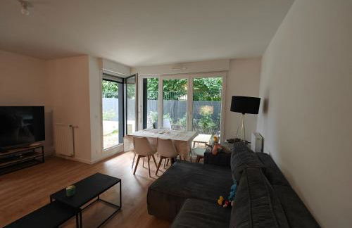 l'Éden familial - cosy T3 proche Disneyland avec jardin - Foto 40