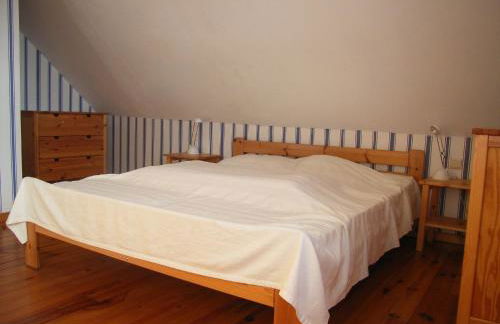 REF 034 Maison deux chambres pour cinq personnes proche Golfe du Morbihan LE MONTENO ARZON - Foto 9