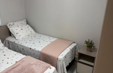 Belíssimo Apto a 2 km da Litorânea - Foto 30