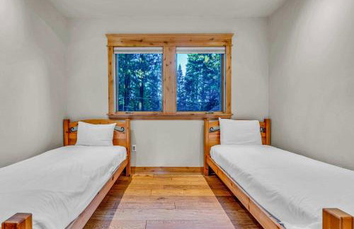 Tahoe Island Retreat Hot Tub & Game Room - Foto 19