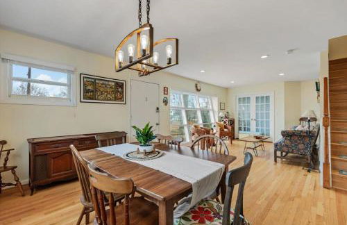 ALX Cape Cod 3-BR Near Old Town & Mount Vernon - Foto 18