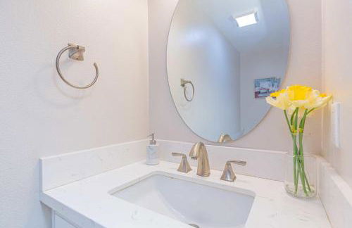 Luxury Pool Home in Glendora Foothills Retreat - Photo 76