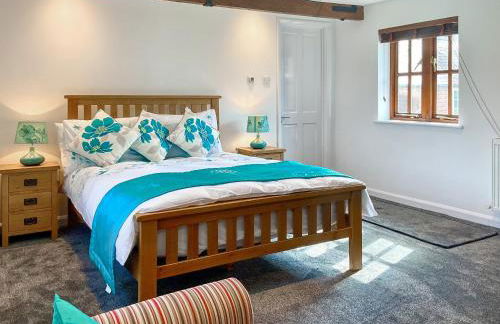 Rowdecroft Farm Cottage - Photo 12